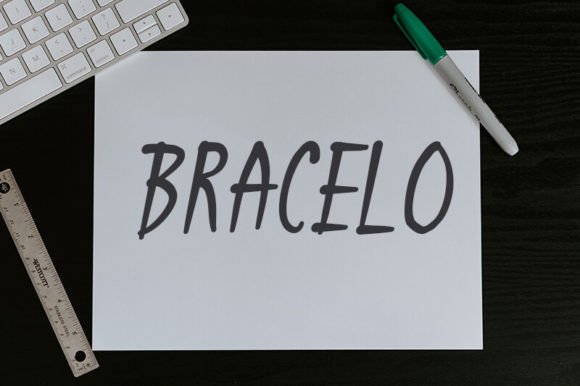 Bracelo Font: A Simple Yet Elegant Choice for Small Business Branding